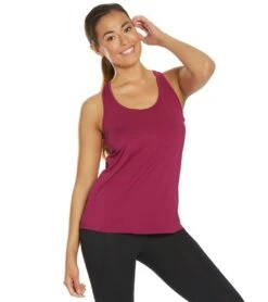 Marika Resist Yoga Tank Magenta Lust