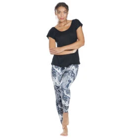 Marika High Waisted Printed Yoga Capris 40 Marika High Waisted Printed Yoga Capris -Marika 1744868343843 blackandwhitetornanimalprint 4a 1