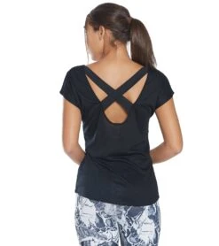 Marika Nadine Yoga Tee -Marika 1744869195811 black 3a 1