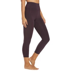 Marika High Waisted Lua Yoga Capris Black Plum 11 Marika High Waisted Lua Yoga Capris Black Plum -Marika 1749596405795 blackplum