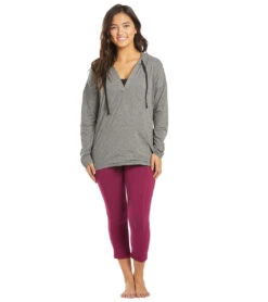 Marika Bailee High Rise Tummy Control Yoga Capris With Pockets Purple Potion 9 Marika Bailee High Rise Tummy Control Yoga Capris With Pockets Purple Potion -Marika 1749596733475 purplepotion 4a