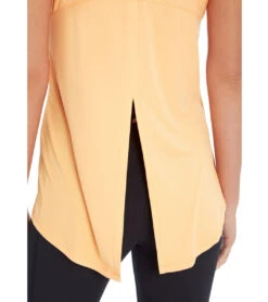 Marika Ariel Yoga Tee -Marika 4321927102507 canteloupe 3a