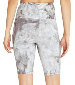 Marika Bambie Bermuda Short -Marika 6589040984107 quietshadetiedye 3a