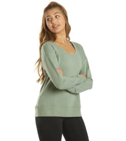 Marika Daya Pullover -Marika 6603547705387 chinoisgreen 2a